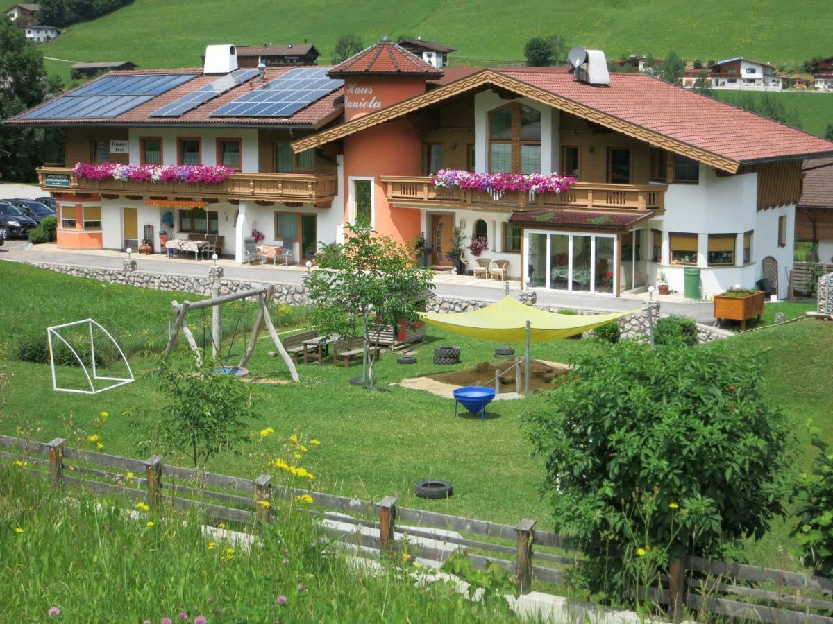 Hotel Haus Daniela à Wildschoenau Extérieur photo